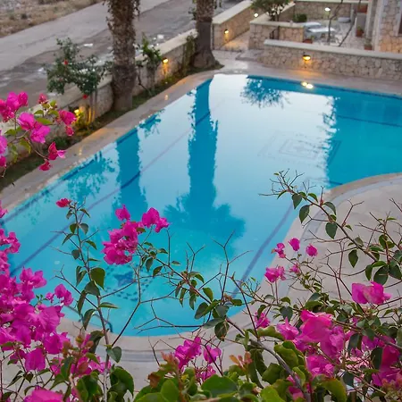Hatice Sultan Lägenhetshotell Kalkan